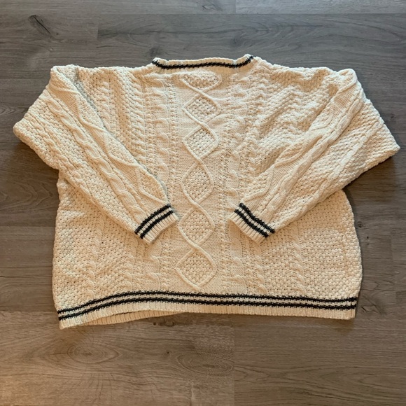 Taylor Swift “The Cardigan” Album Folklore Cardigan - Picture 8 of 9